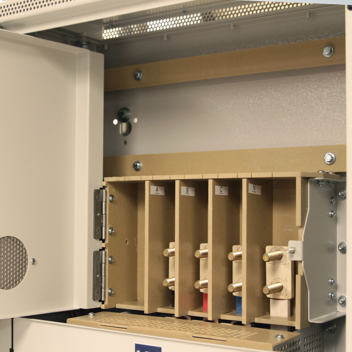 LayerZero Series 70: eRPP-SL1 IR Porthole Door Open.