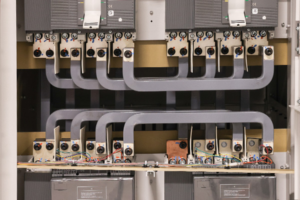 Epoxy-insulated copper bus assembly inside a LayerZero® power distribution system.